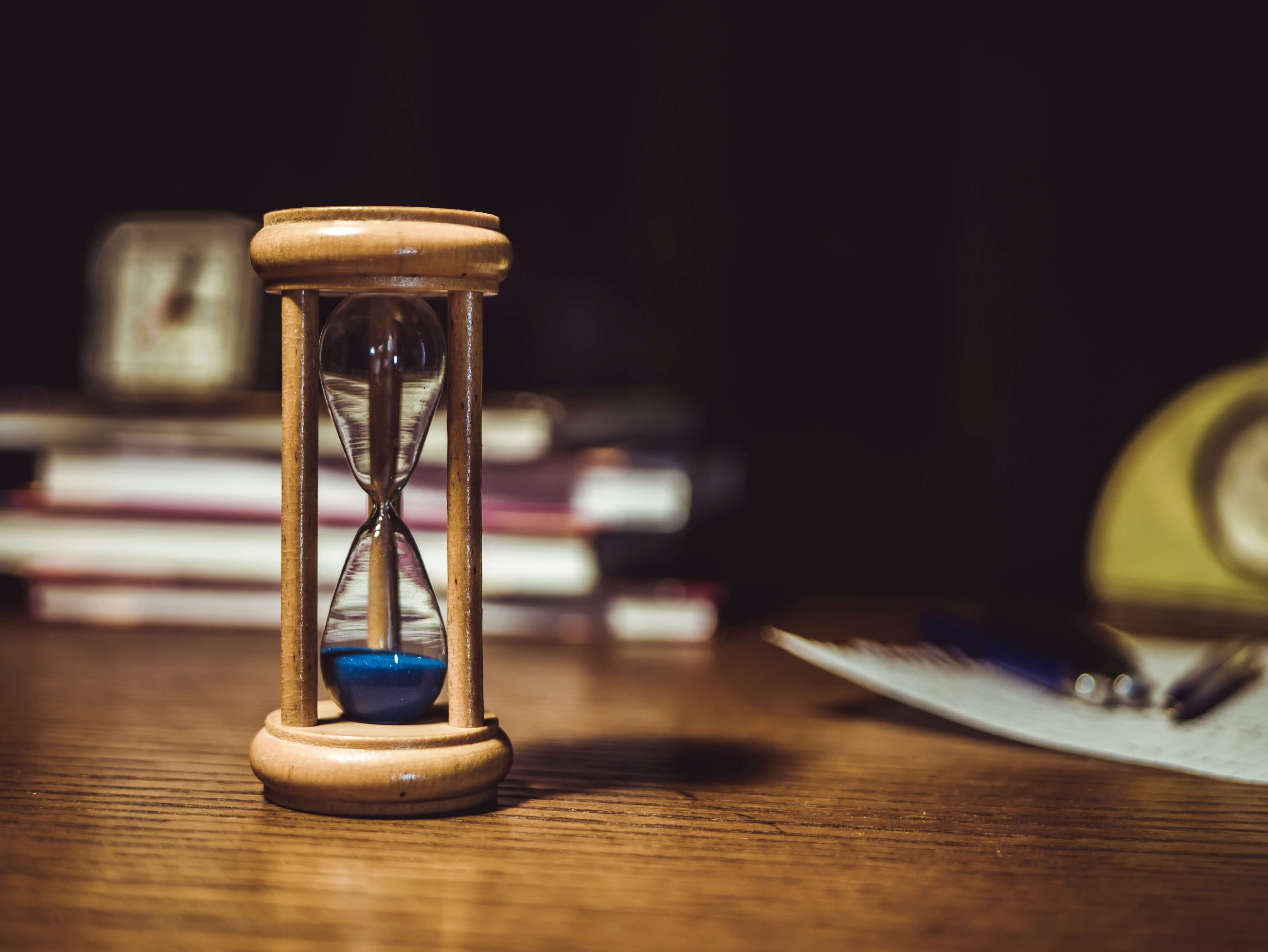 A hour glass out of time