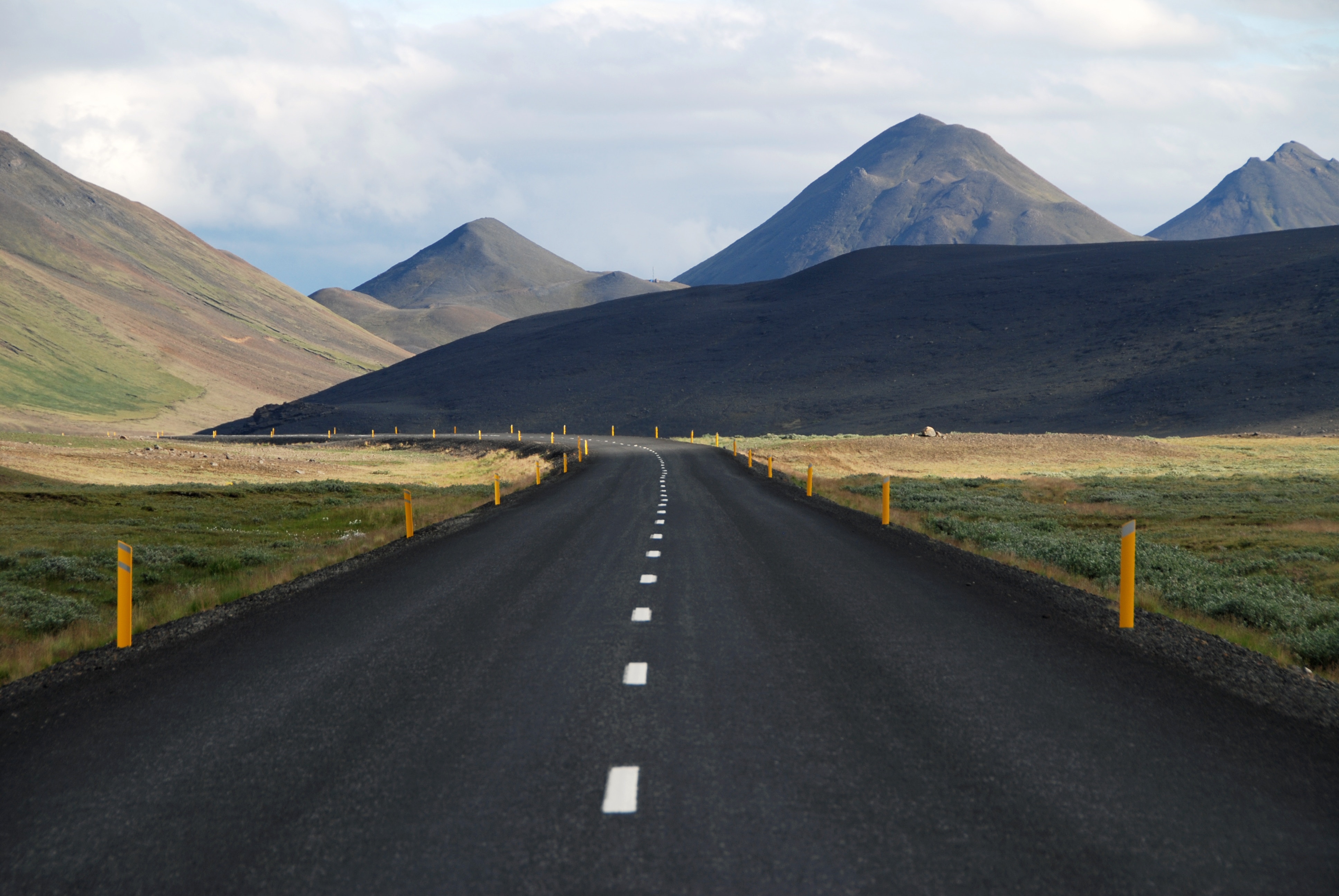 A road heading towards the mountains